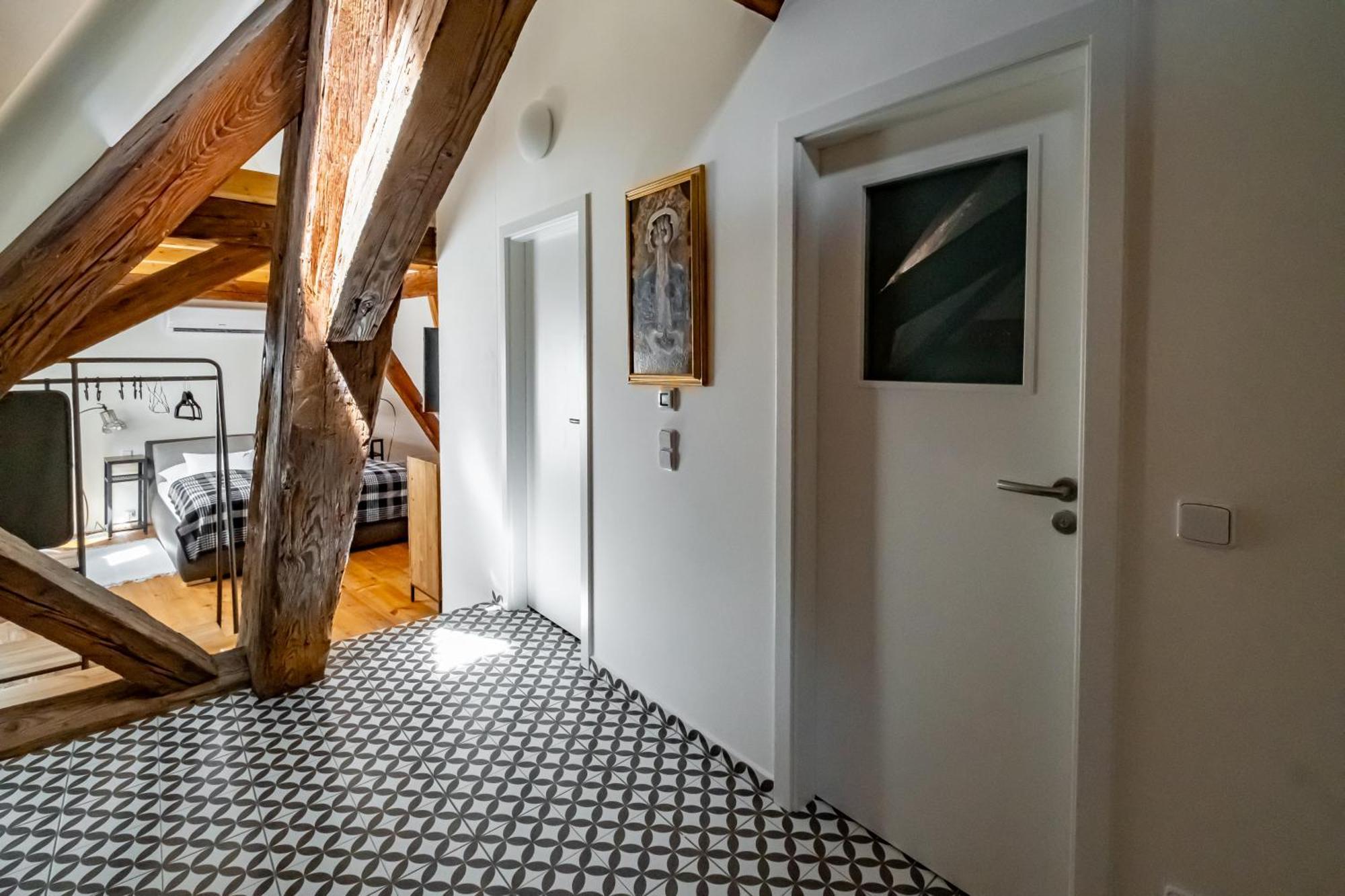 Knize Ferdinand Apartments Mikulov Exteriör bild